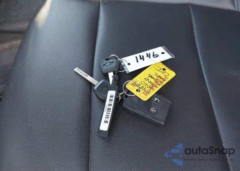 2020 Chevrolet Silverado 1500 4Wd Standard Bed Wt z USA, uszkodzony, nr VIN 1GCRYAEF3LZ243501